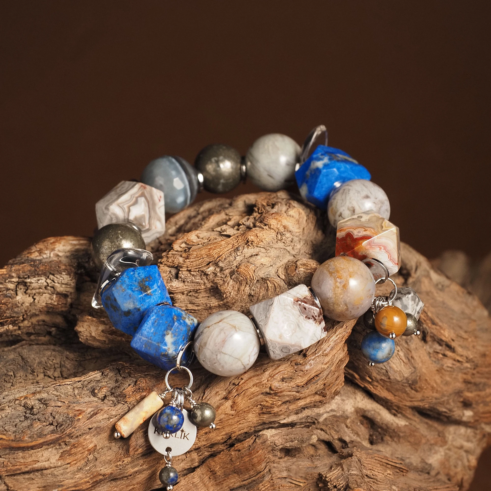 Браслет женский из Агата, Горного хрусталя, Лазурита и Пирита