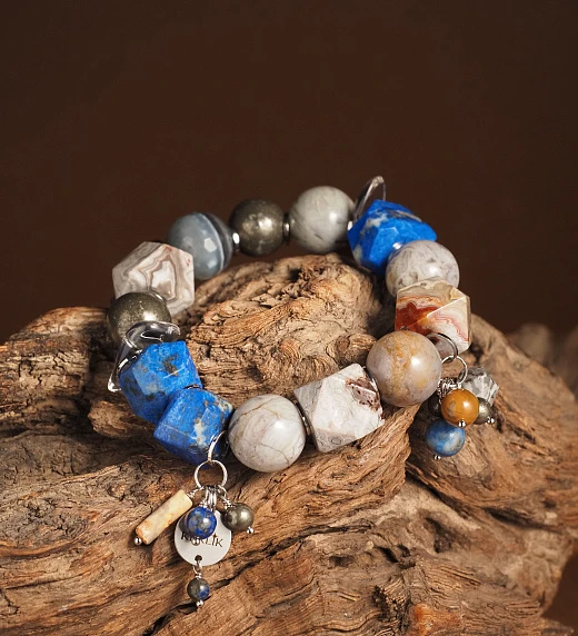 Браслет женский из Агата, Горного хрусталя, Лазурита и Пирита