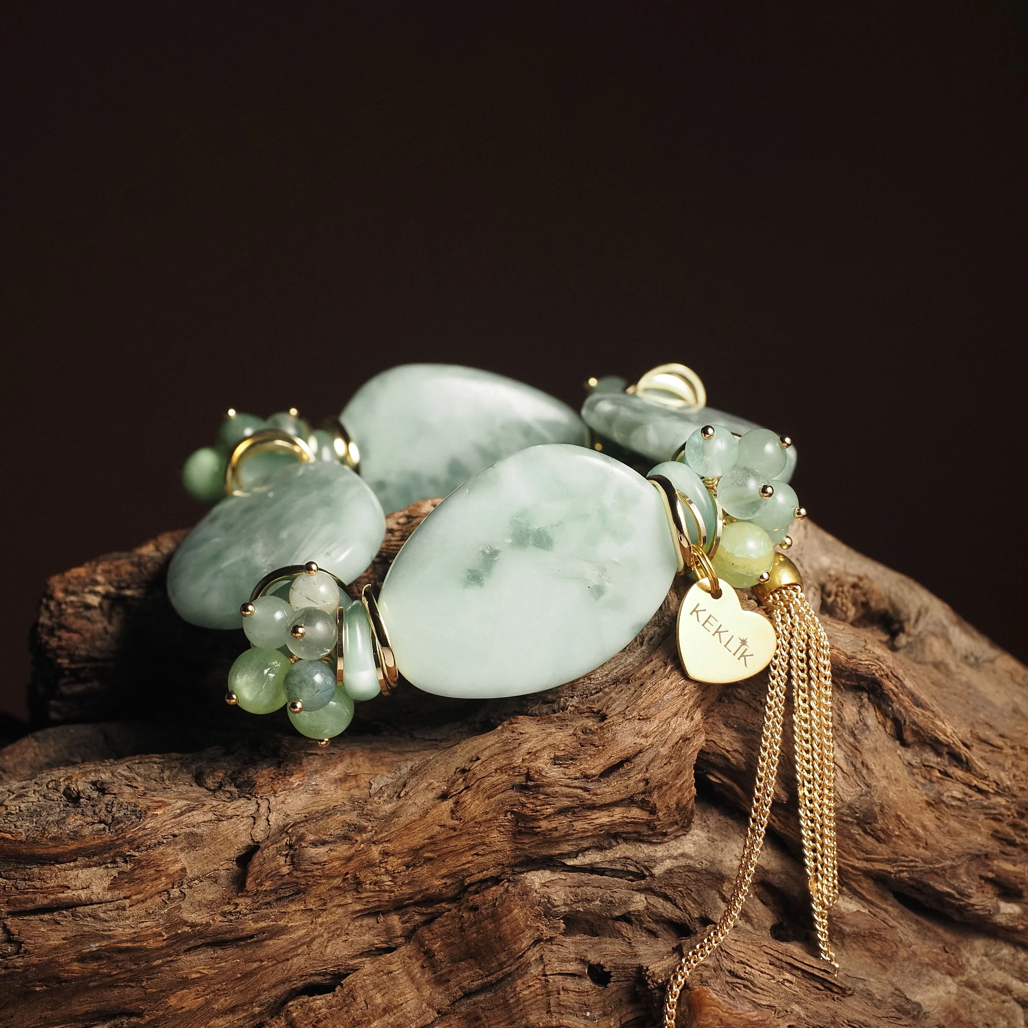 Браслет женский из Диопсида, Оникса и Пренита