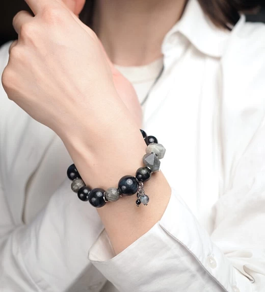 Браслет женский для 2-го числа рождения