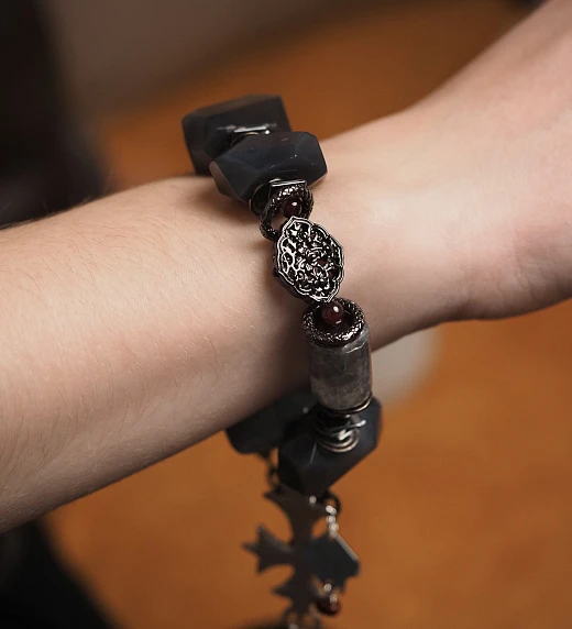 Браслет женский из Турмалинового кварца, Кошачьего глаза, Агата, Граната и Гематита