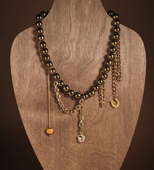 Чокер женский из Гематита №3