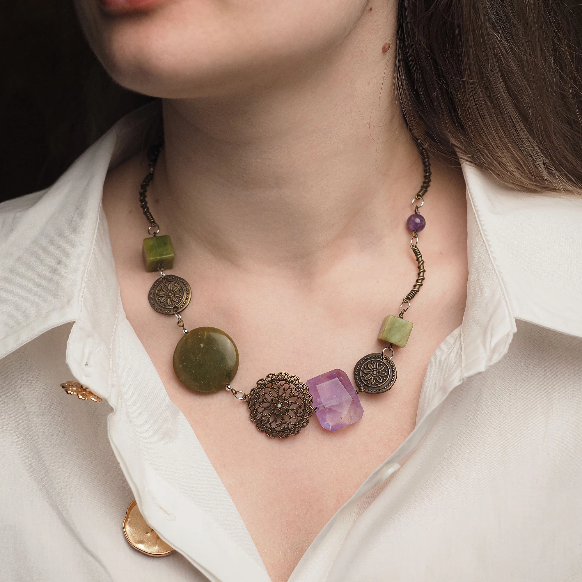 Колье из Аметиста, Жадеита и Нефрита