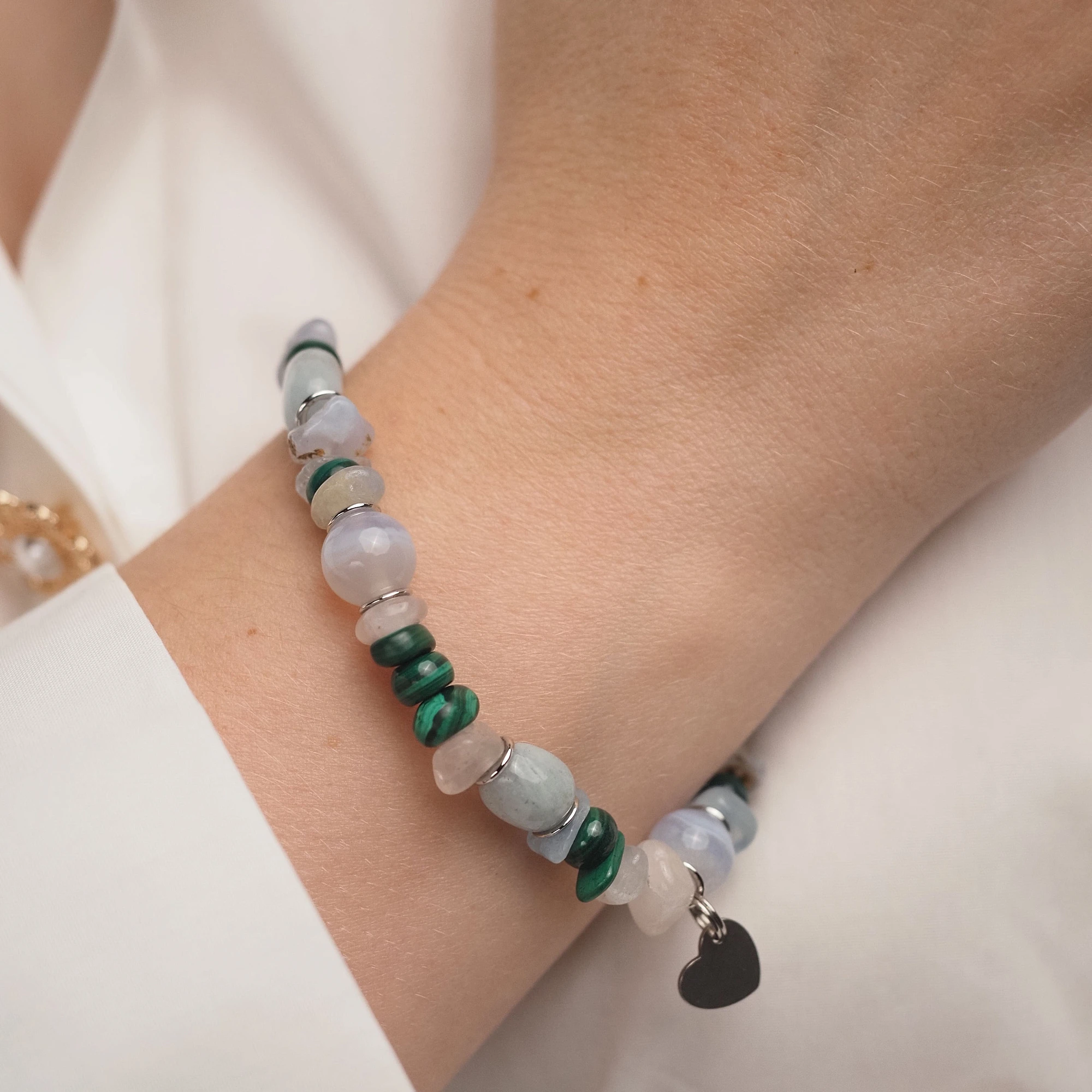 Браслет лаконичный из Малахита, Сапфирина, Берилла и Аквамарина