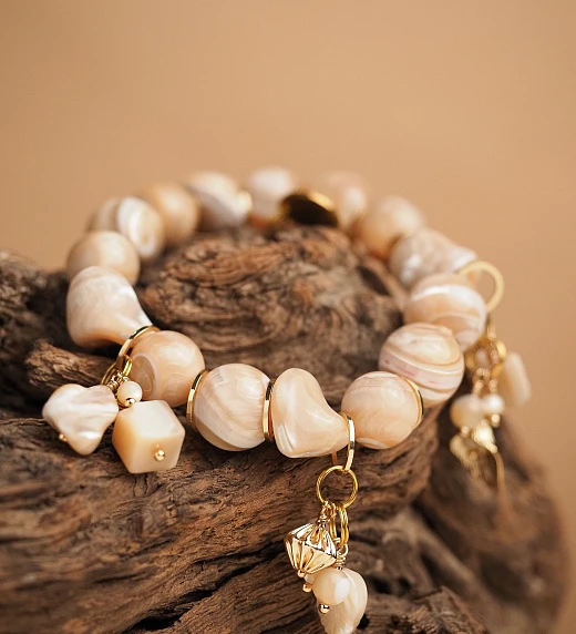 Браслет женский из Перламутра №4