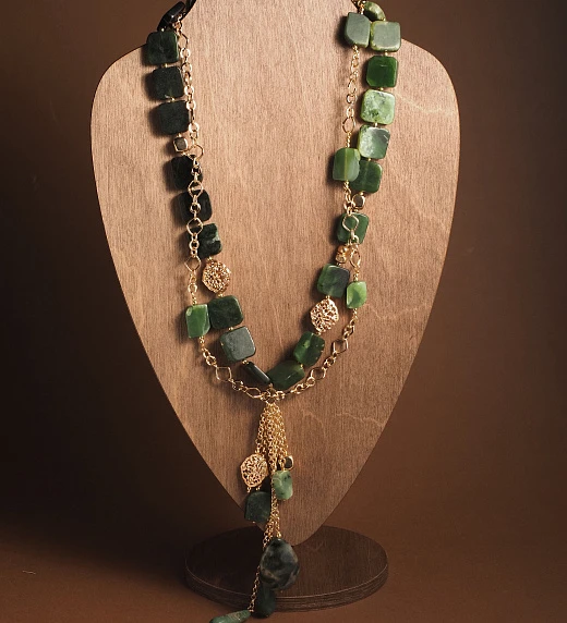 Колье из Нефрита №2