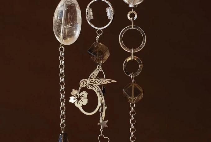 Подвески в автомобиль/дом