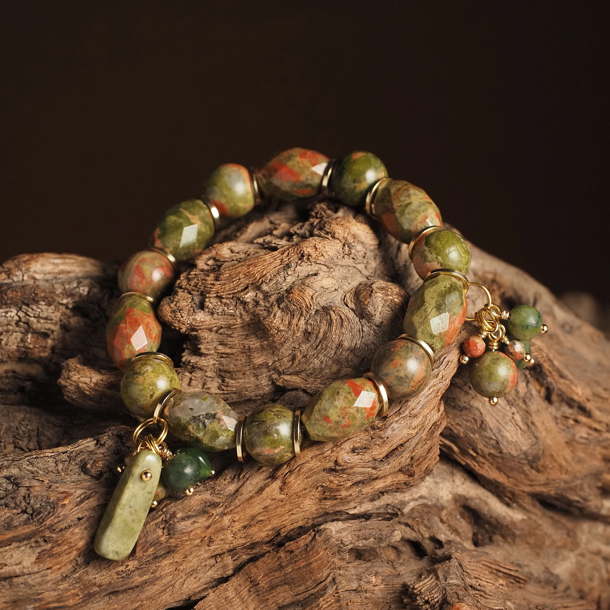 Браслет женский из Яшмы №11