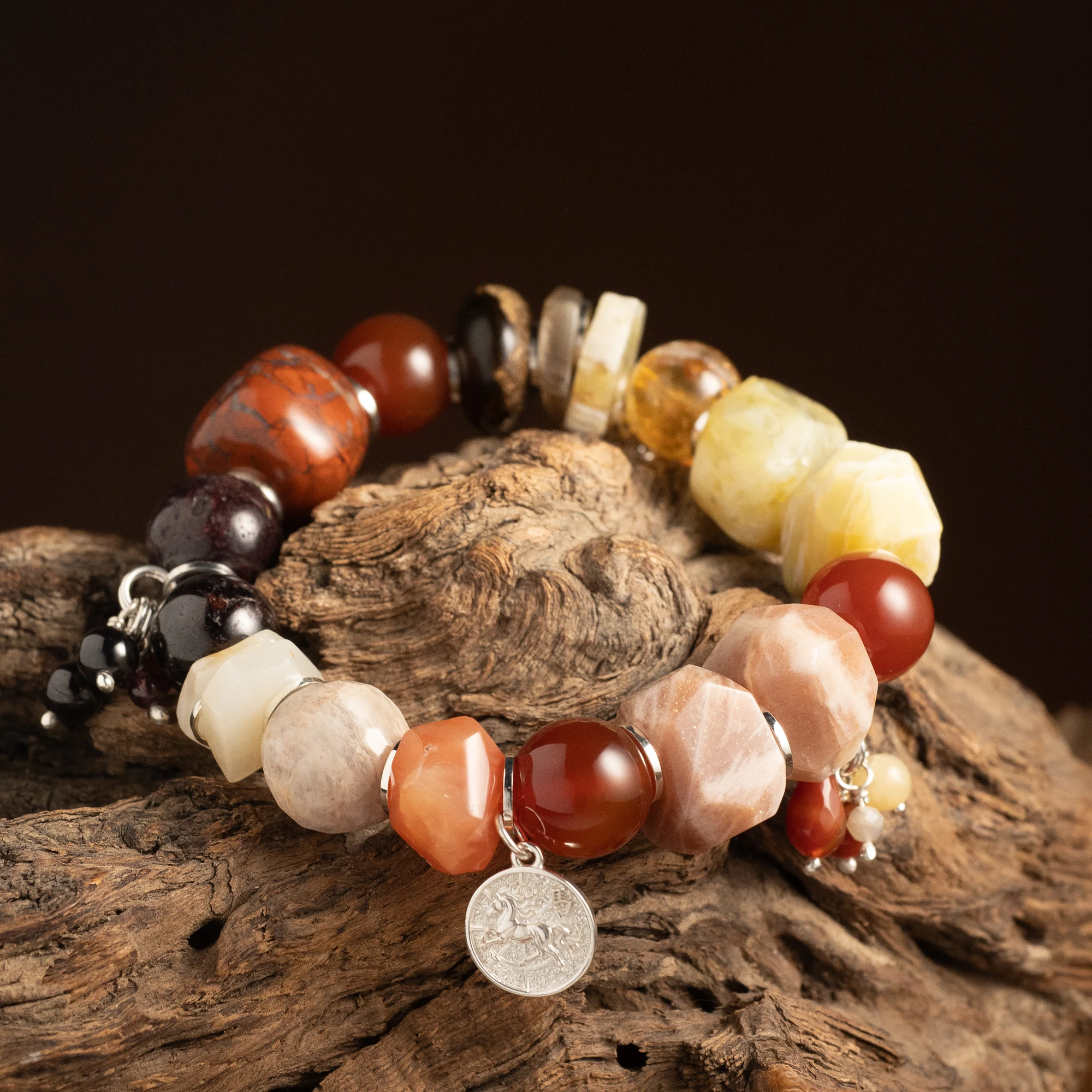 Талисман года 2026 женский №3