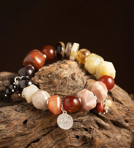 Талисман года 2026 женский №3