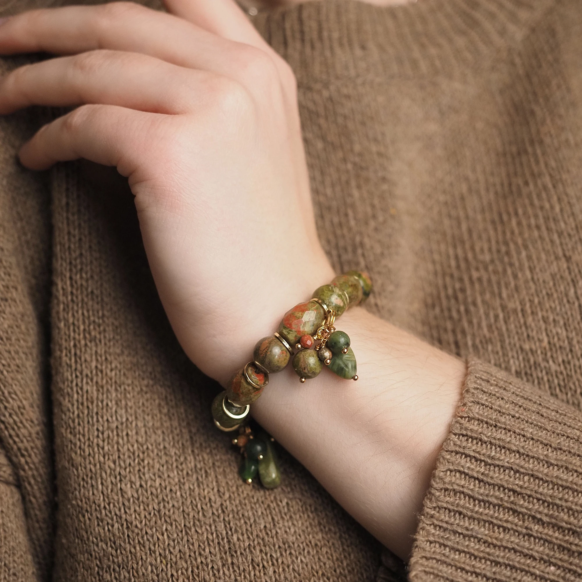 Браслет женский из Яшмы №11