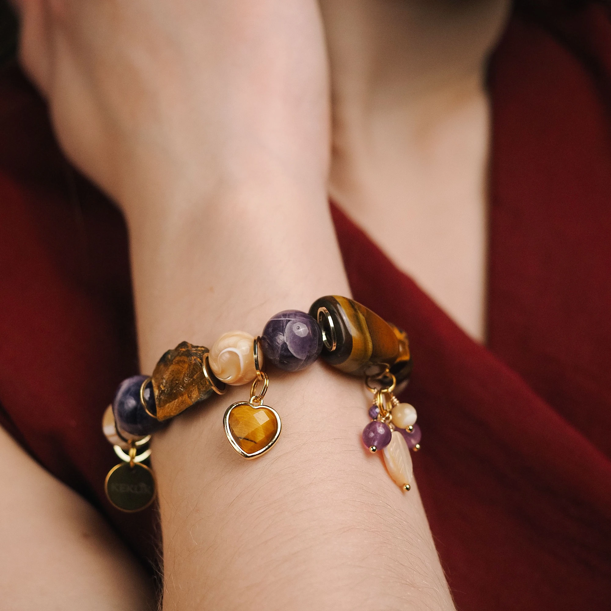 Браслет женский из Аметиста, Перламутра и Тигрового глаза