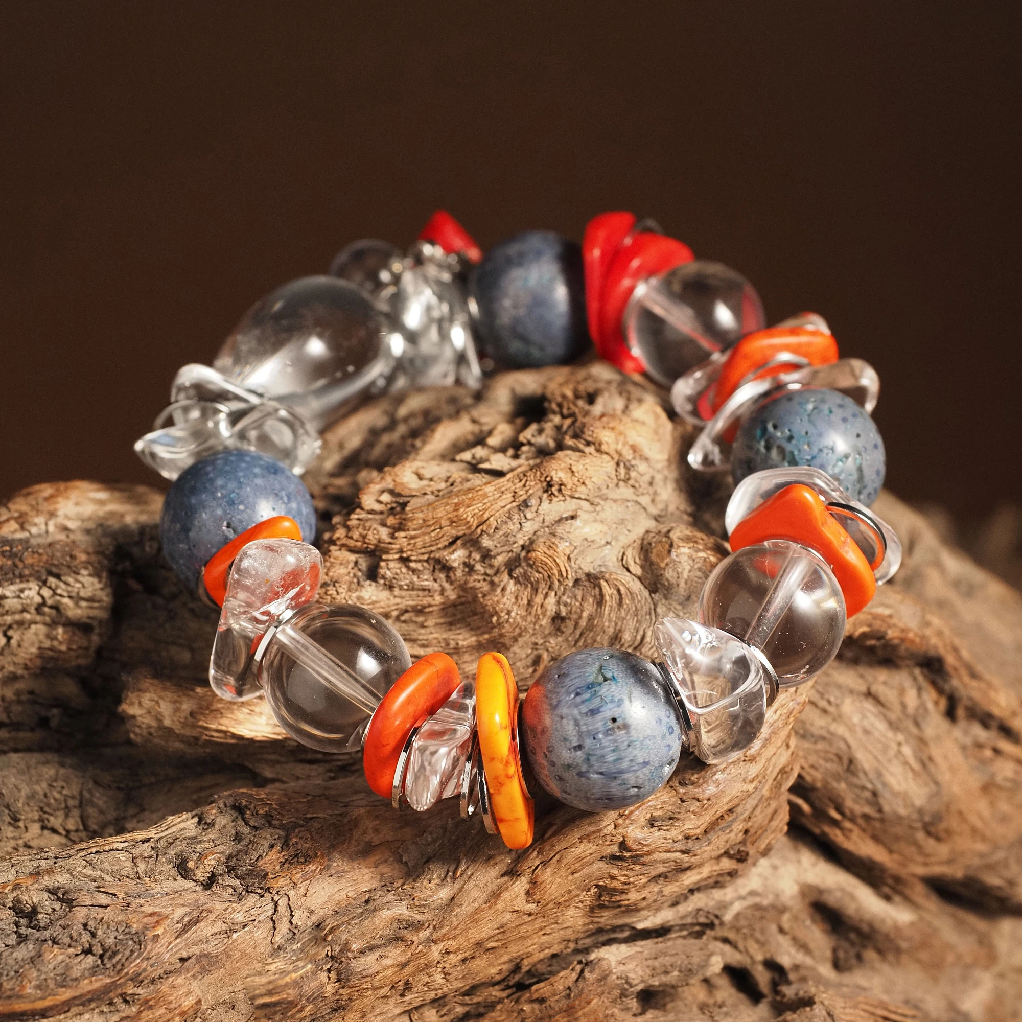 Браслет из Горного хрусталя и Коралла женский