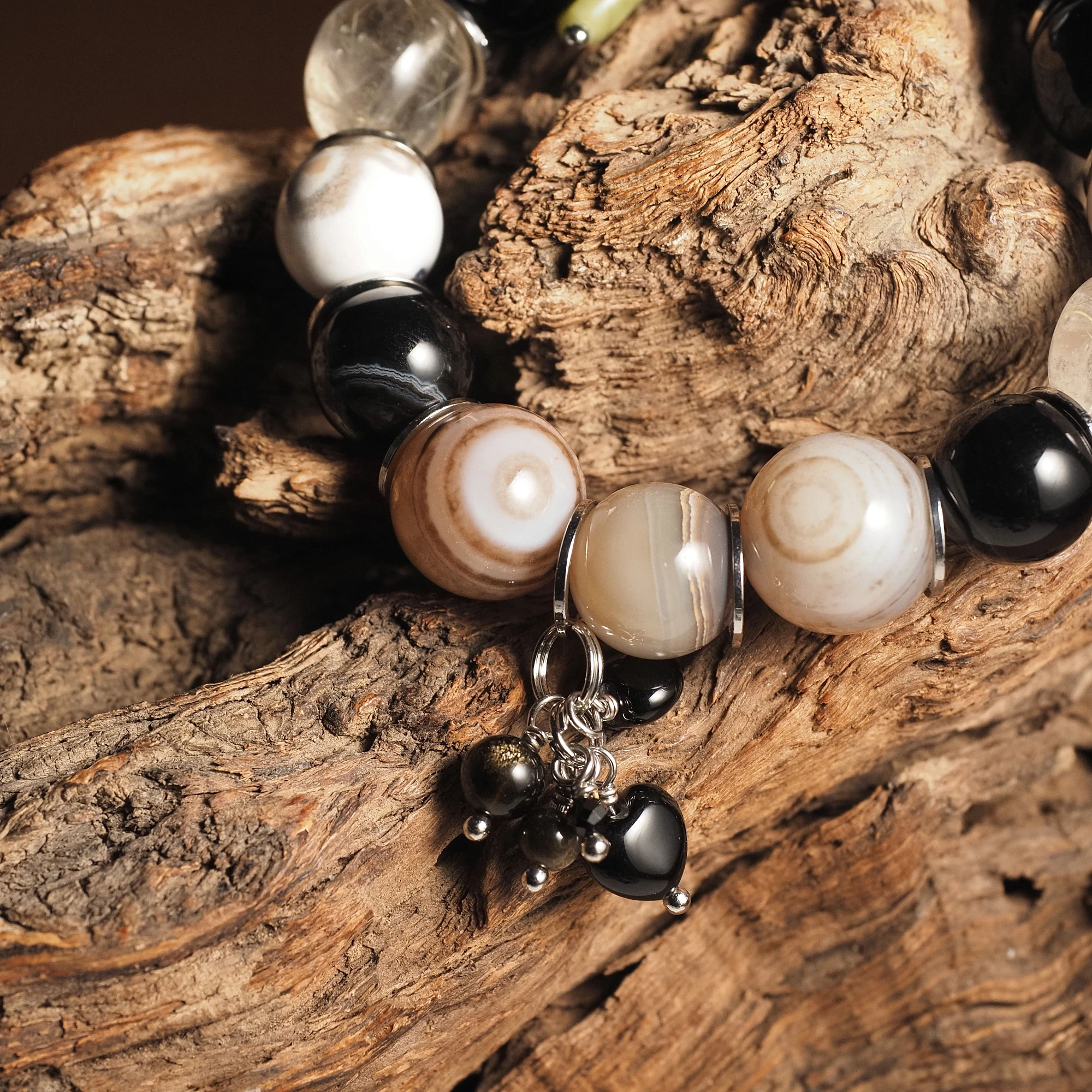 Браслет женский для 28-го числа рождения