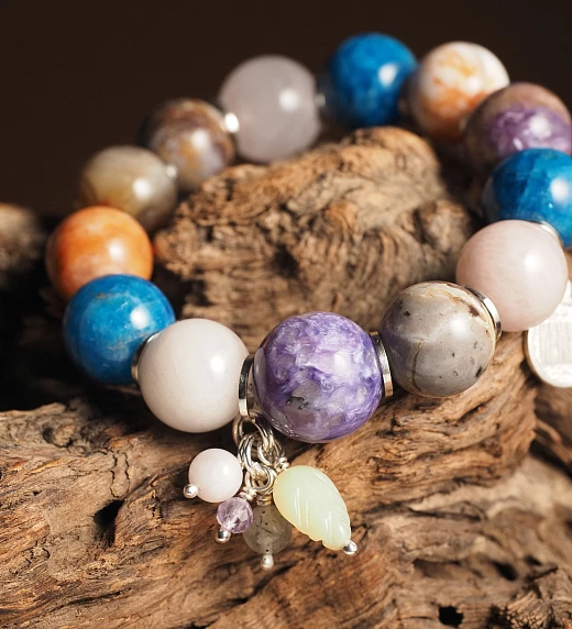 Браслет женский из Агата, Апатита, Розового кварца и Чароита
