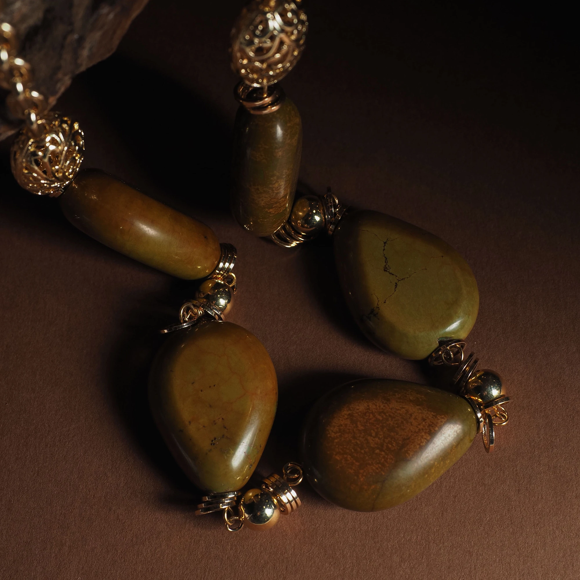 Колье из Яшмы