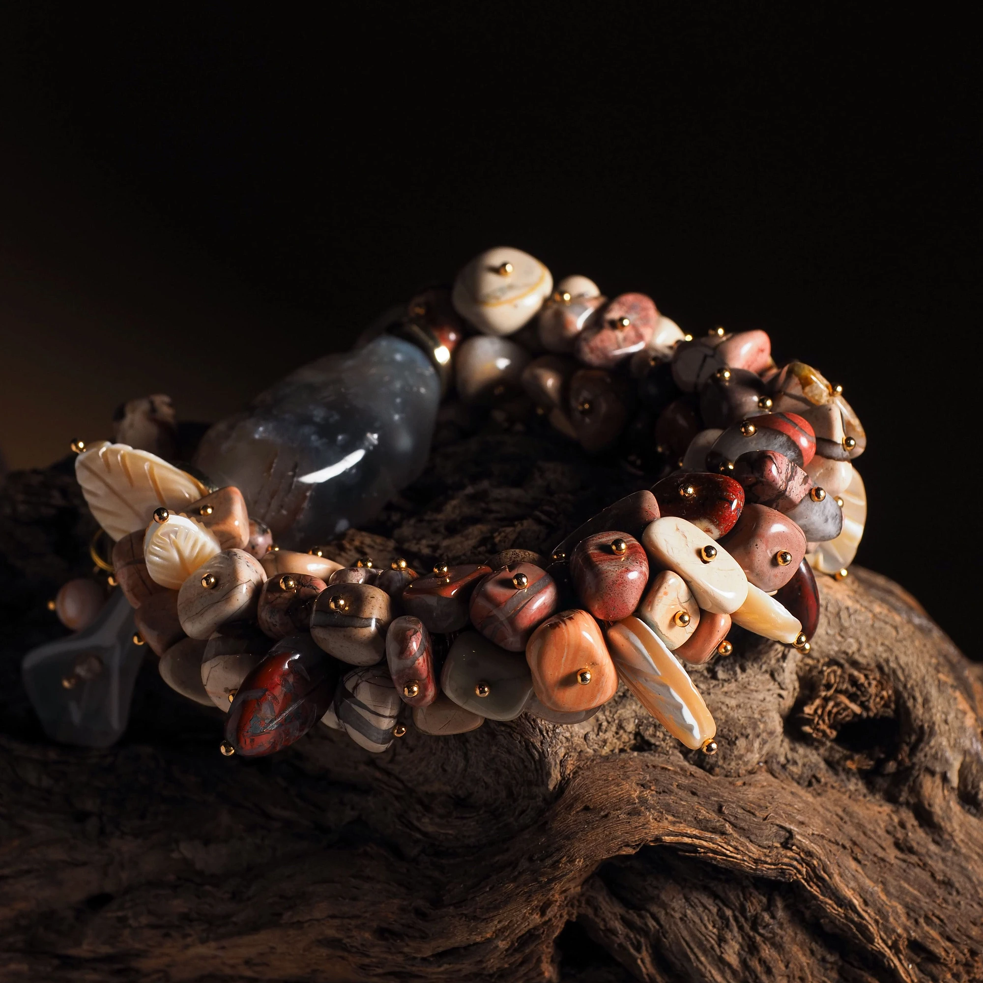 Браслет женский многокаменный из Яшмы и Агата