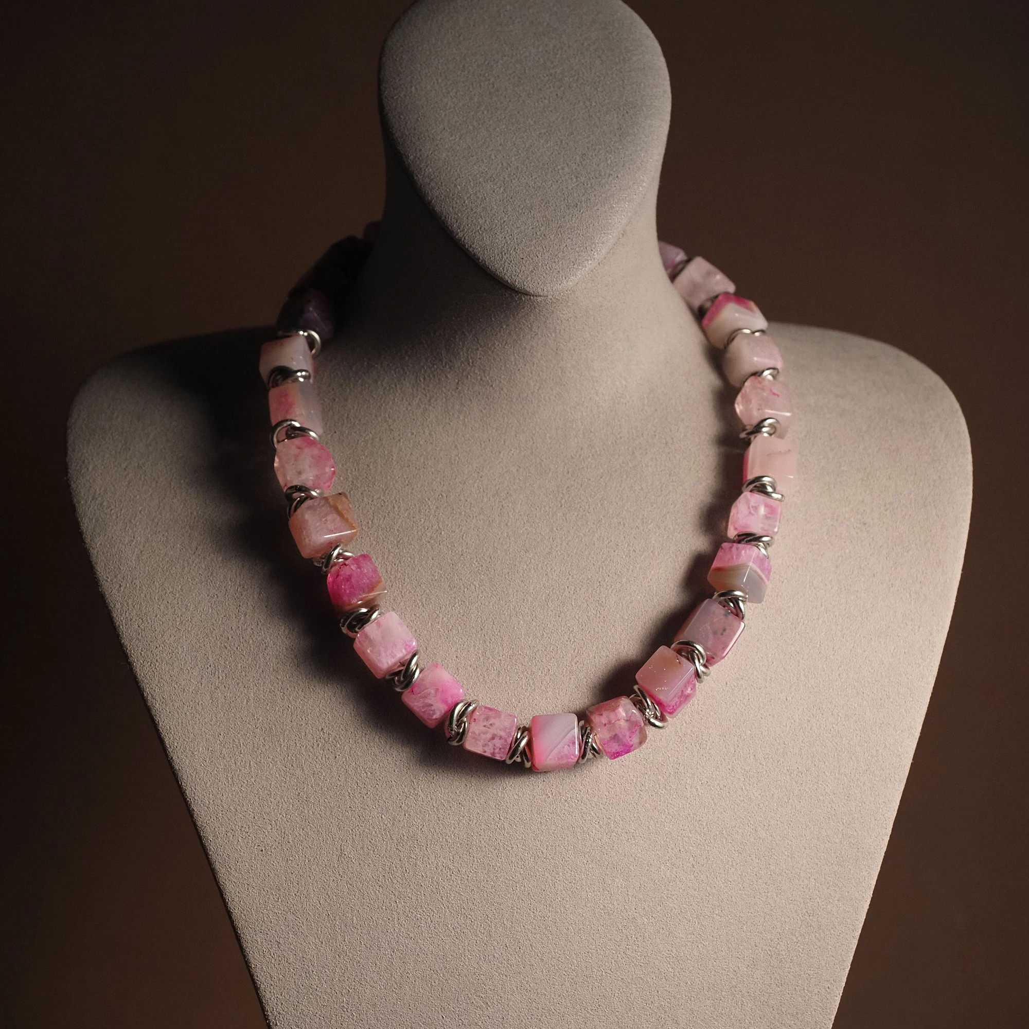 Чокер женский из Агата №1