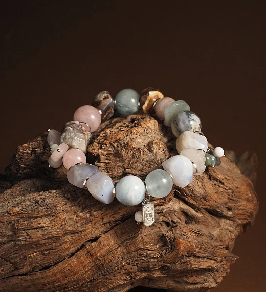 Браслет женский из Аквамарина, Берилла, Розового кварца, Халцедона и Яшмы