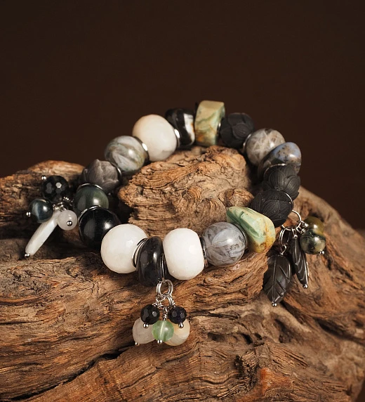 Браслет женский из Агата, Обсидиана и Соколиного глаза