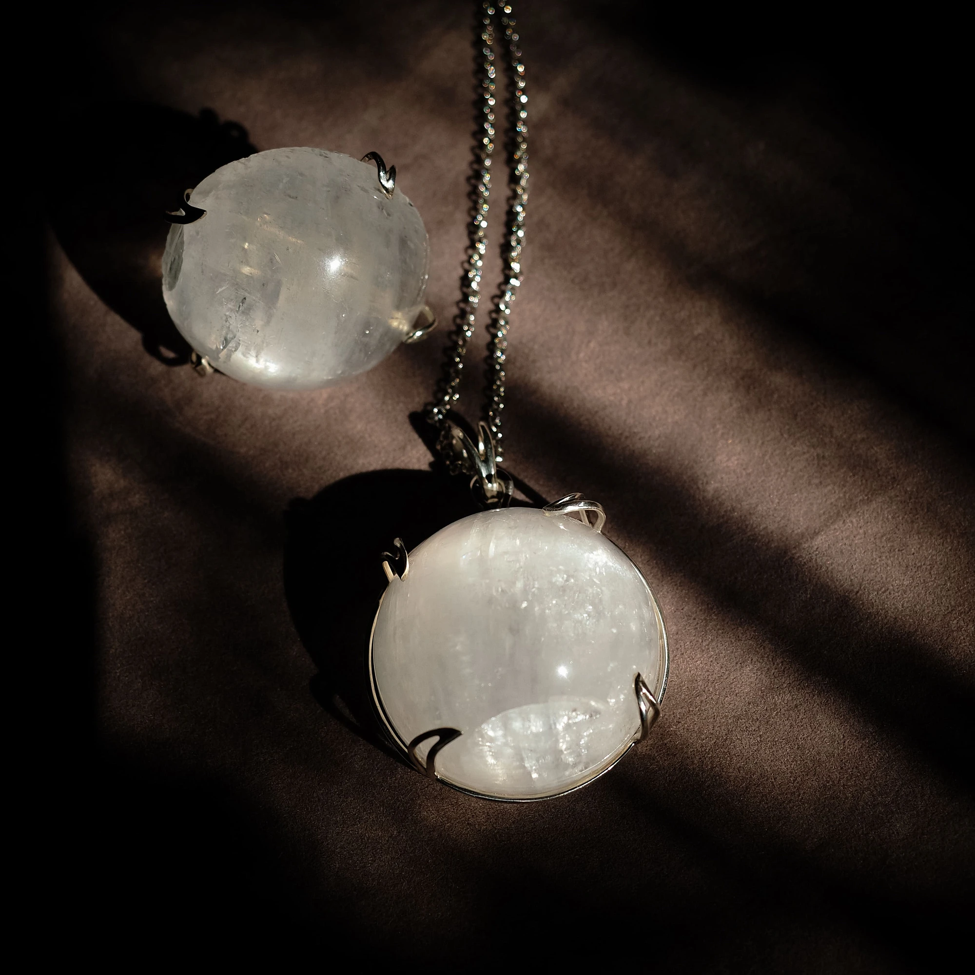 Кольцо из Розового кварца