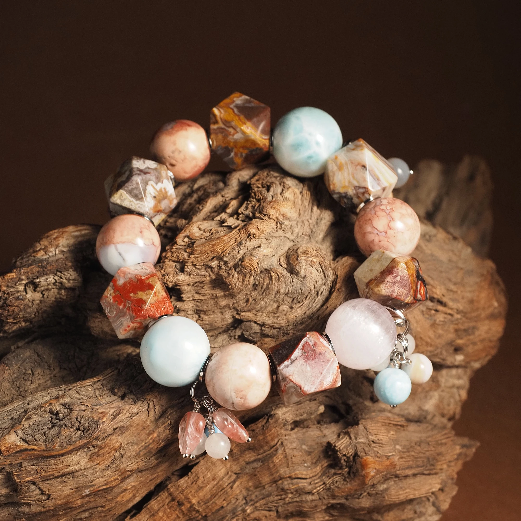 Браслет женский из Агата, Кунцита и Ларимара