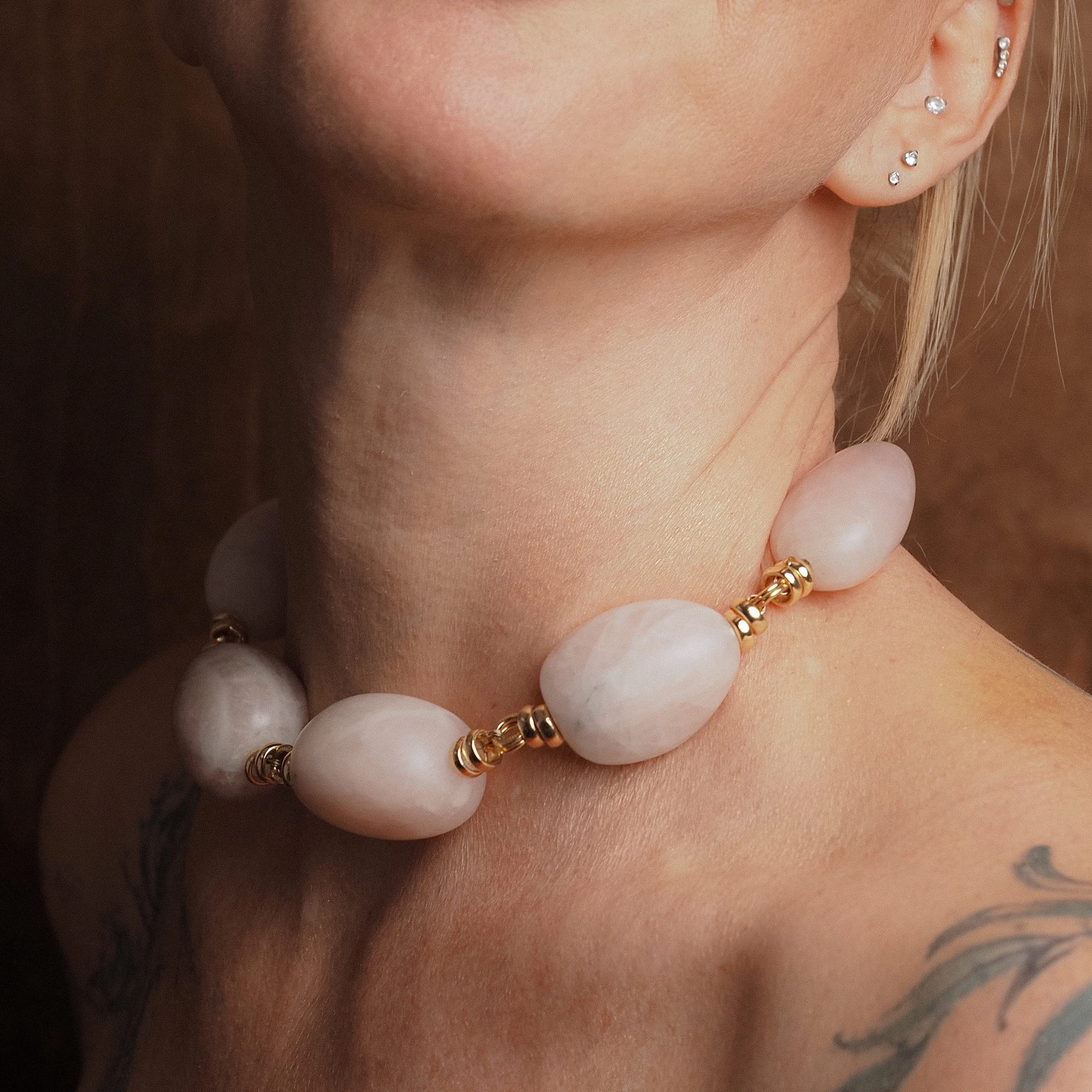 Чокер женский из Розового кварца №2