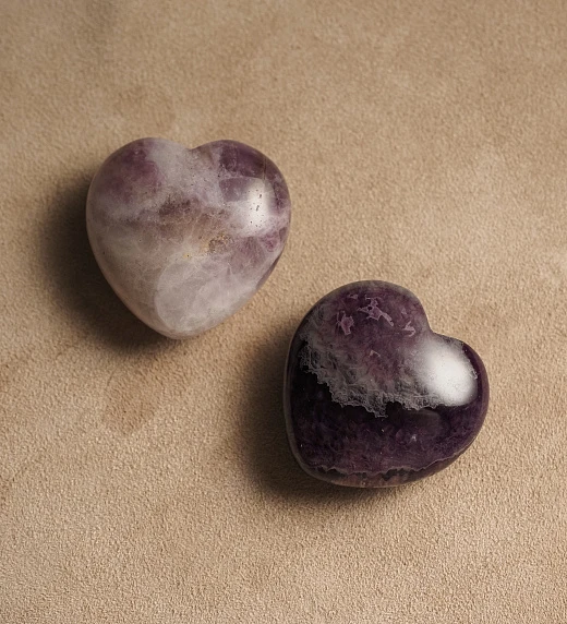 Каменное сердце из Аметиста