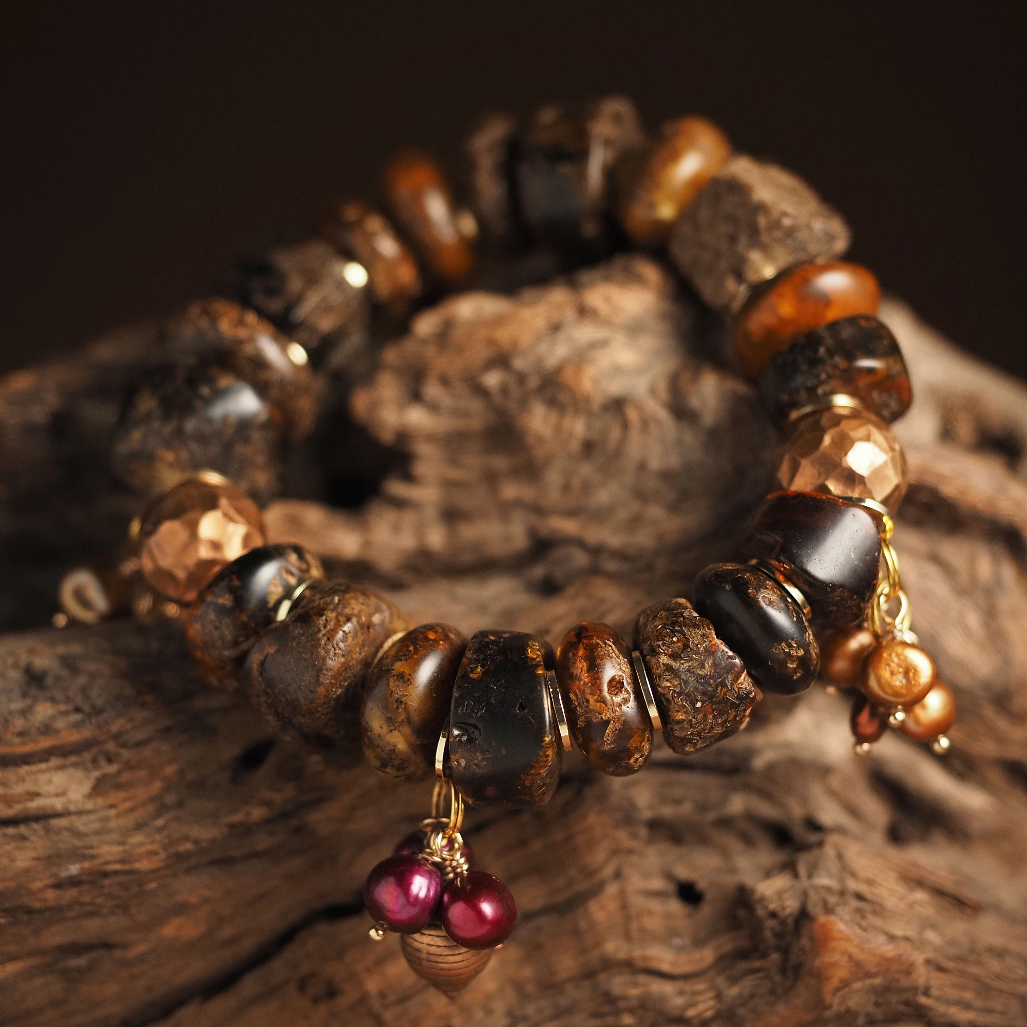 Браслет женский из Янтаря