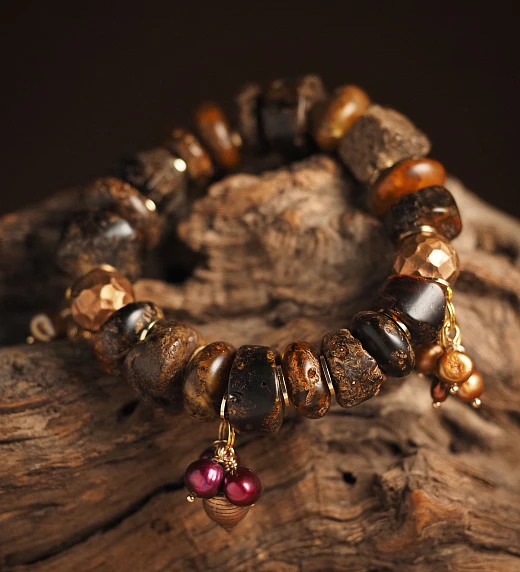 Браслет женский из Янтаря