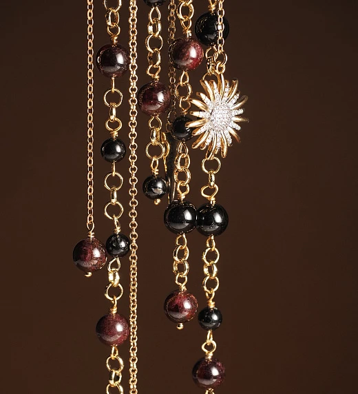 Булавочка из Граната и Турмалина