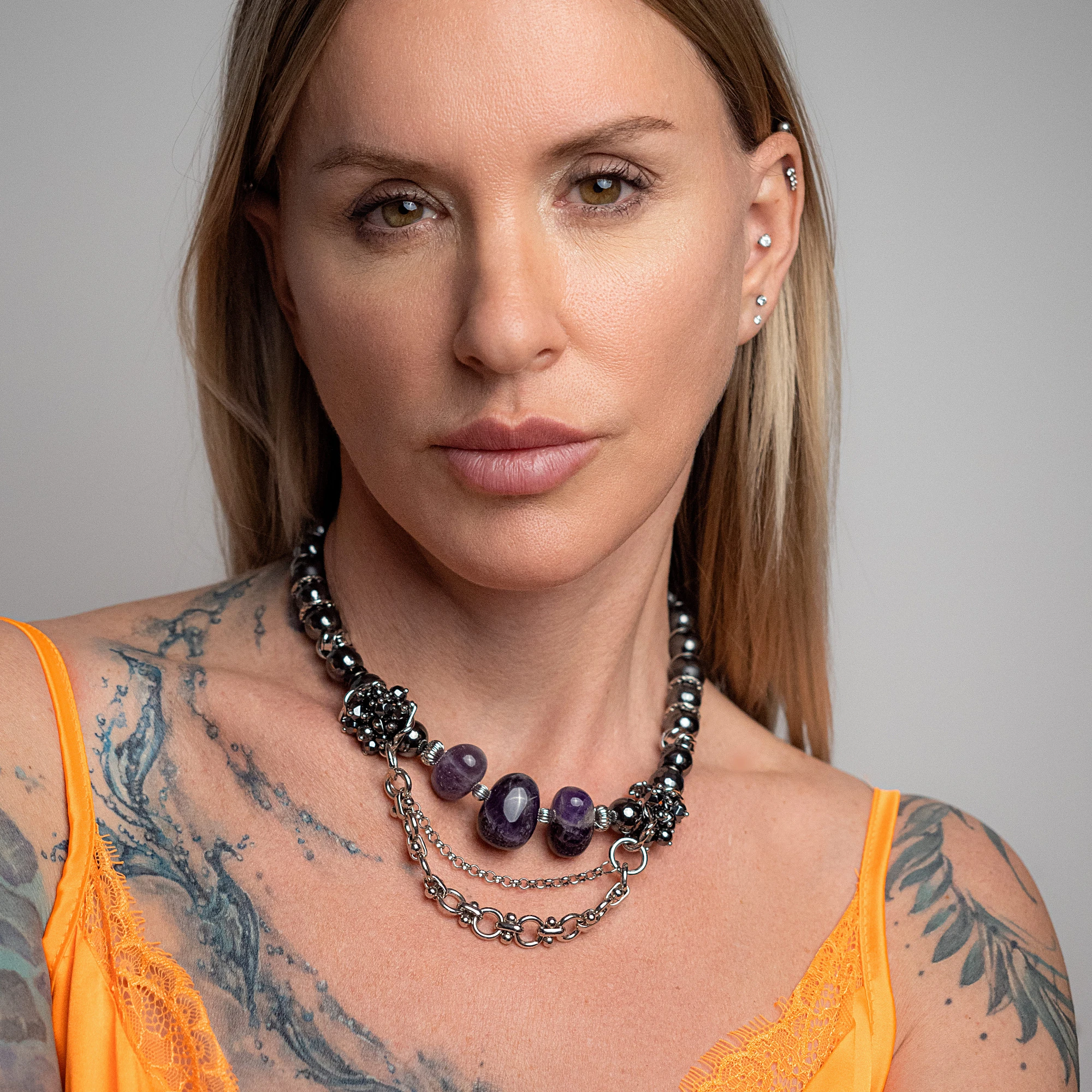 Чокер женский из Аметиста и Гематита