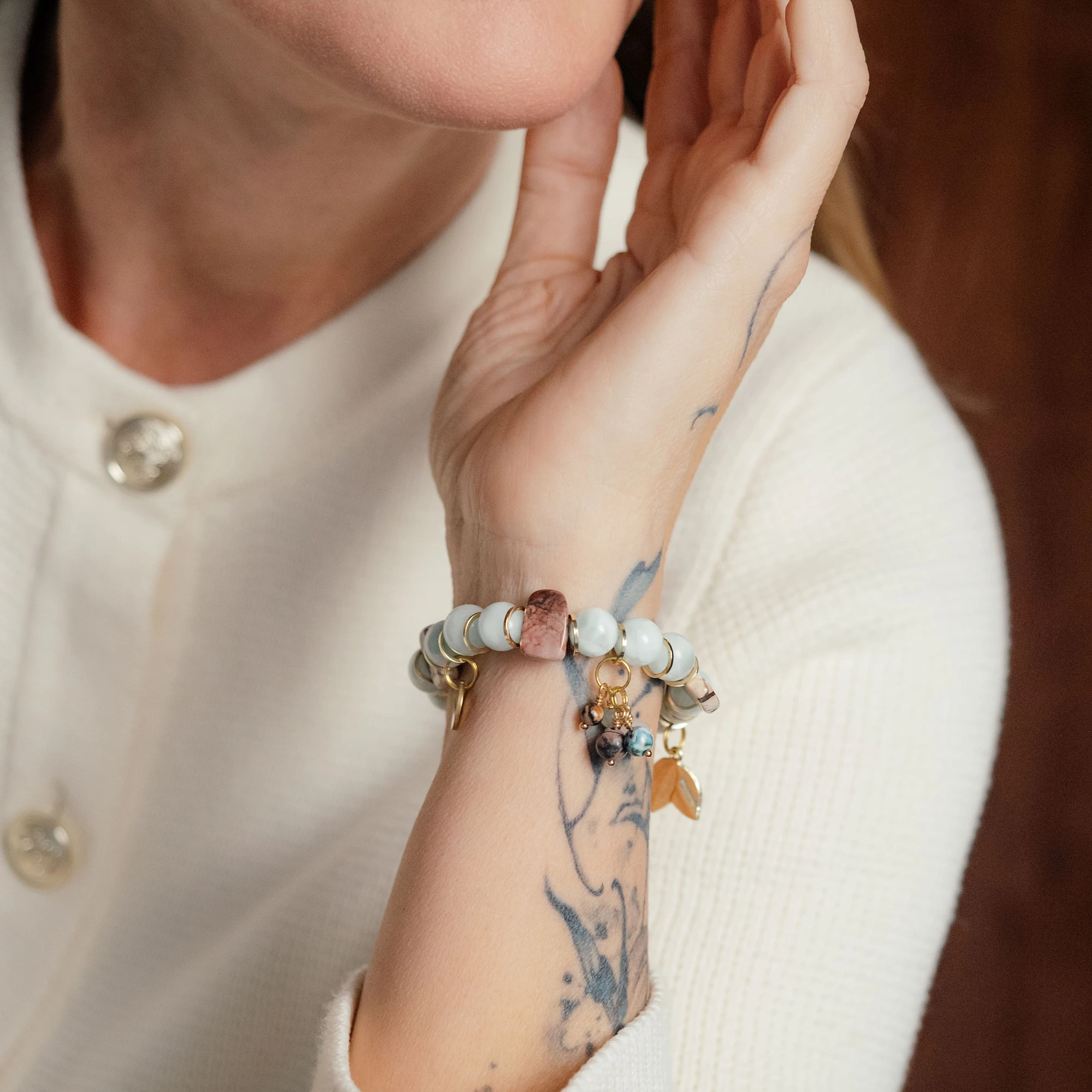 Браслет женский из Диопсида и Яшмы