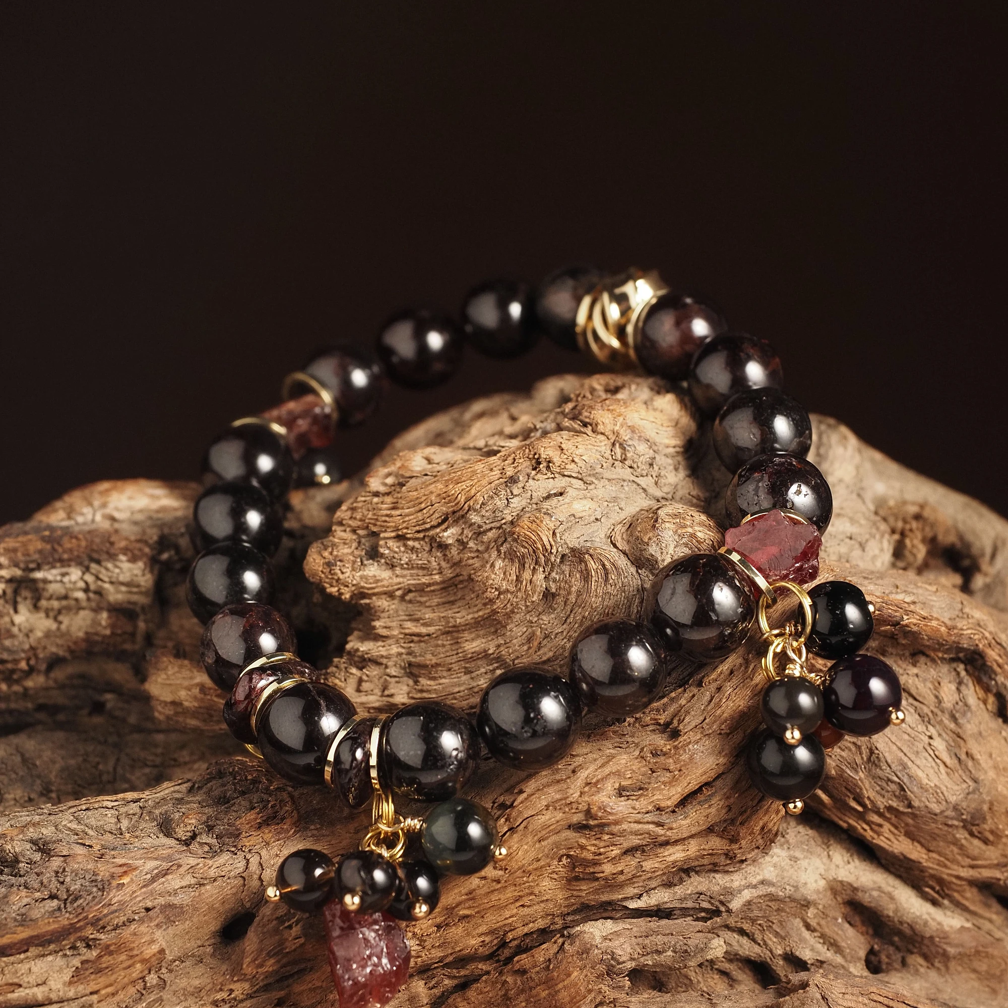 Браслет женский из Граната №1