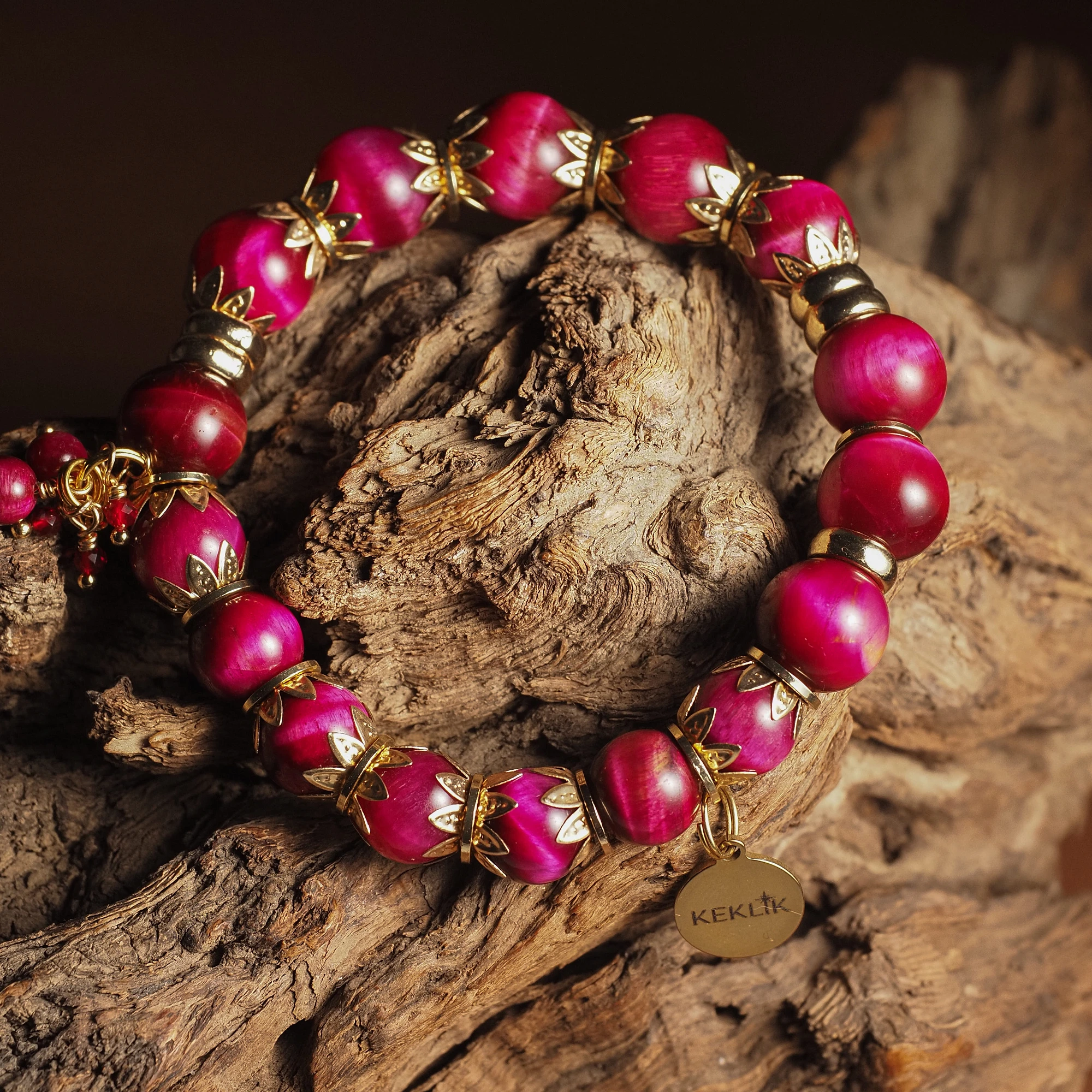 Браслет женский из тонированного Тигрового глаза