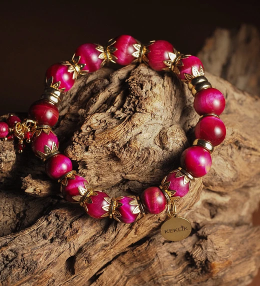 Браслет женский из тонированного Тигрового глаза