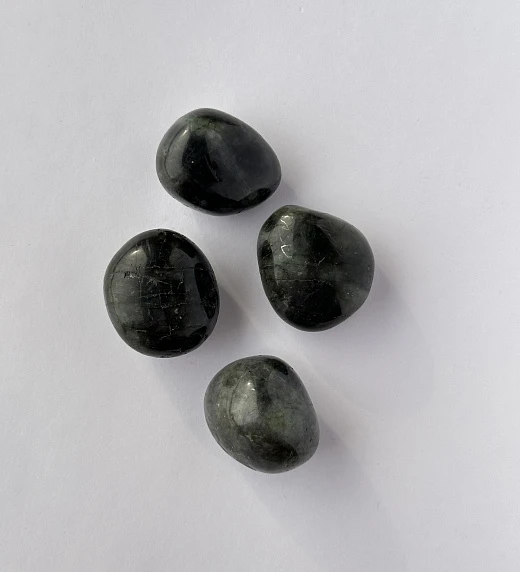 Камень для пространства из Лабрадора №1