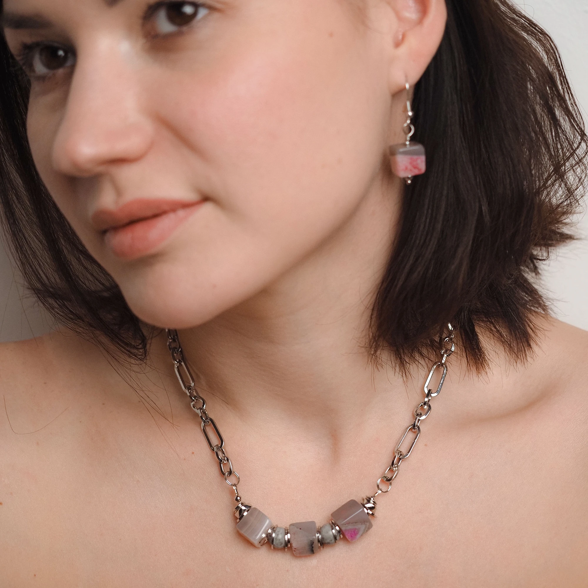 Чокер женский из Агата и Яшмы №2