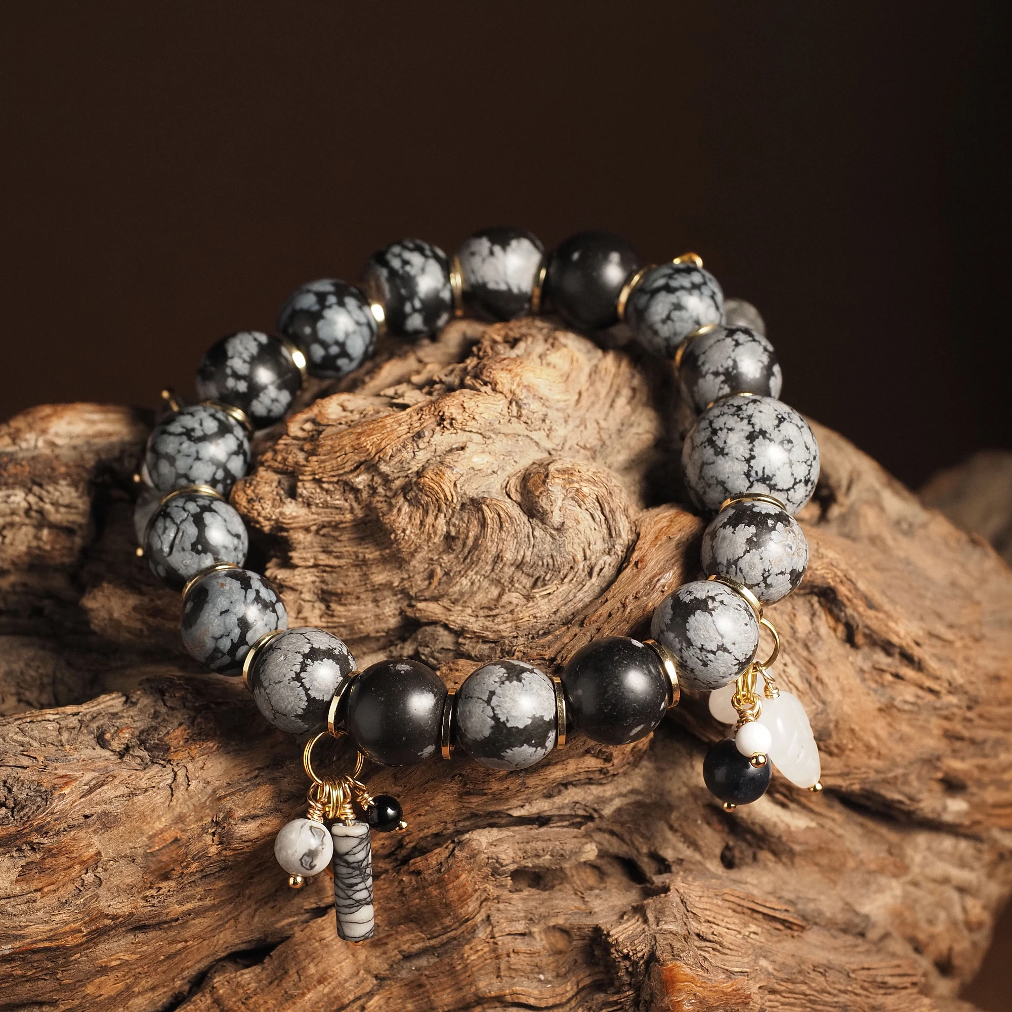 Браслет женский из Снежного Обсидиана и Яшмы №1