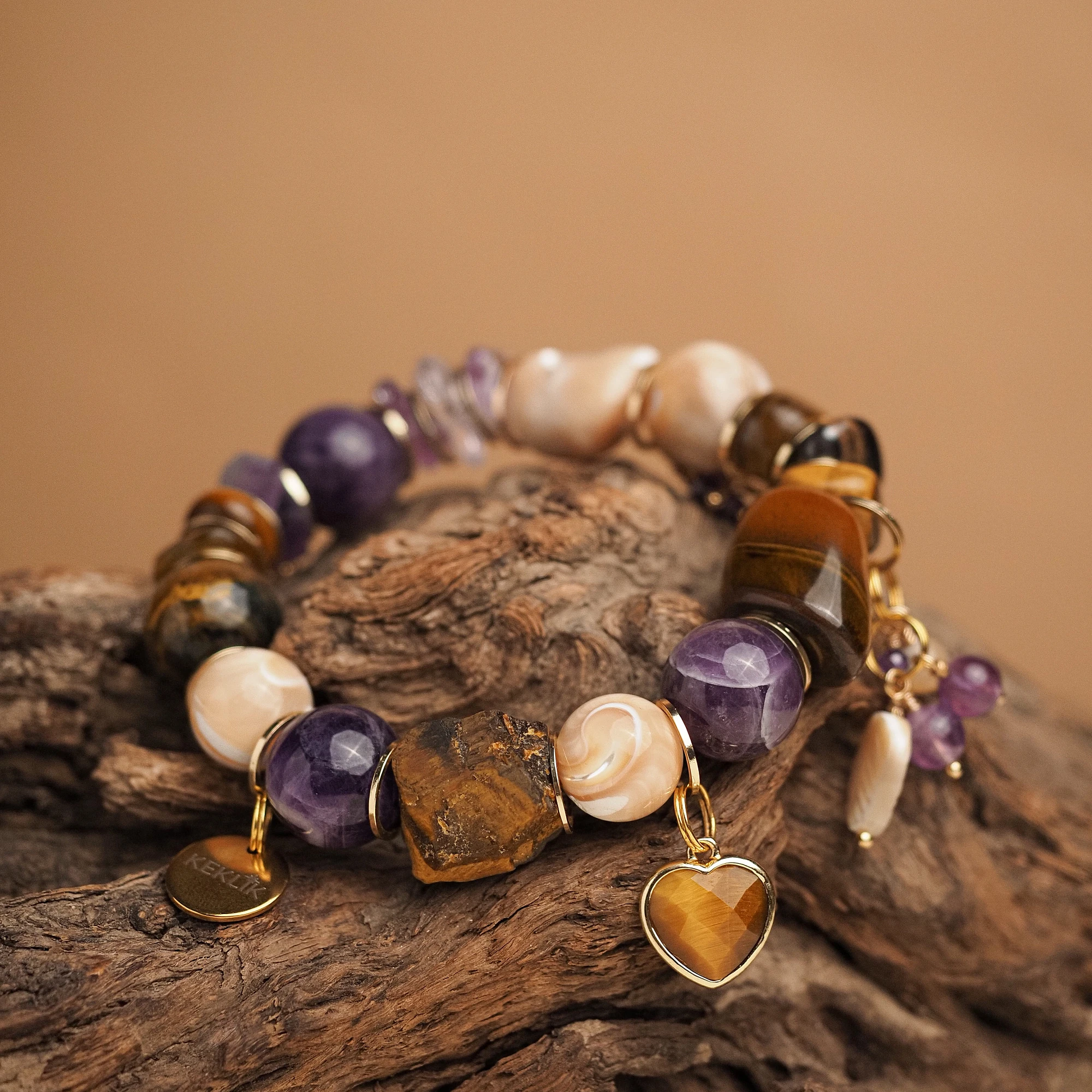 Браслет женский из Аметиста, Перламутра и Тигрового глаза