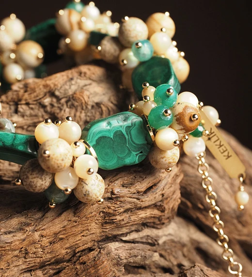 Браслет женский из Малахита, Агата, Перламутра и Яшмы