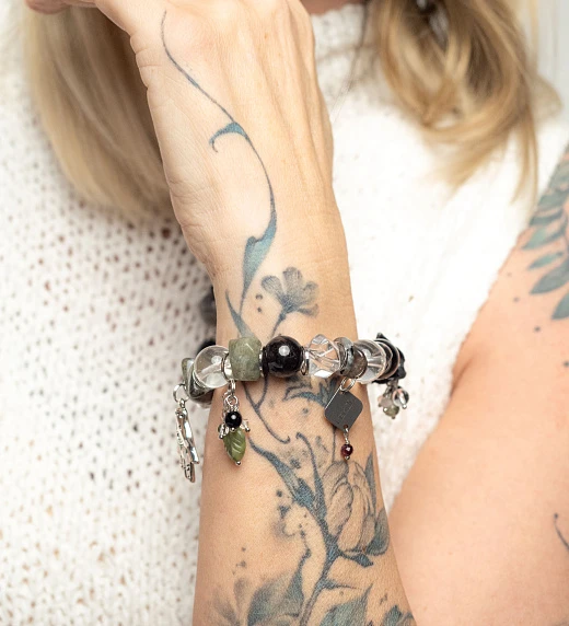 Браслет женский из Горного хрусталя, Граната, Лабрадора, Лунного камня, Мориона и Обсидиана