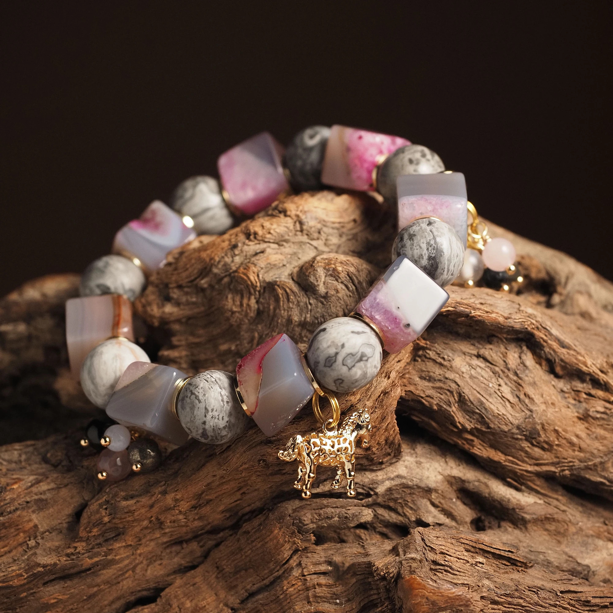 Новогодний браслет №2