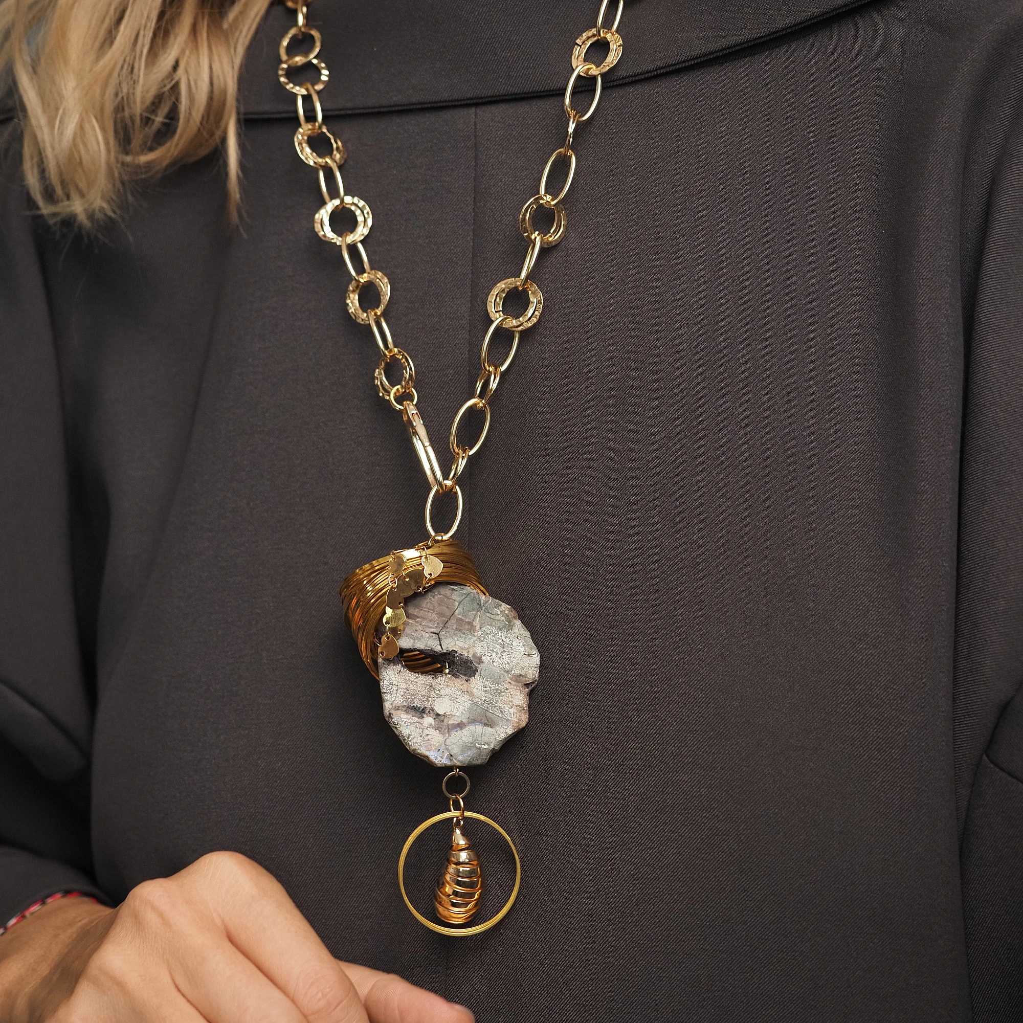 Подвеска из Варисцита