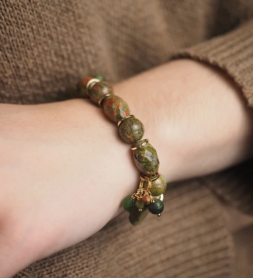 Браслет женский из Яшмы №11