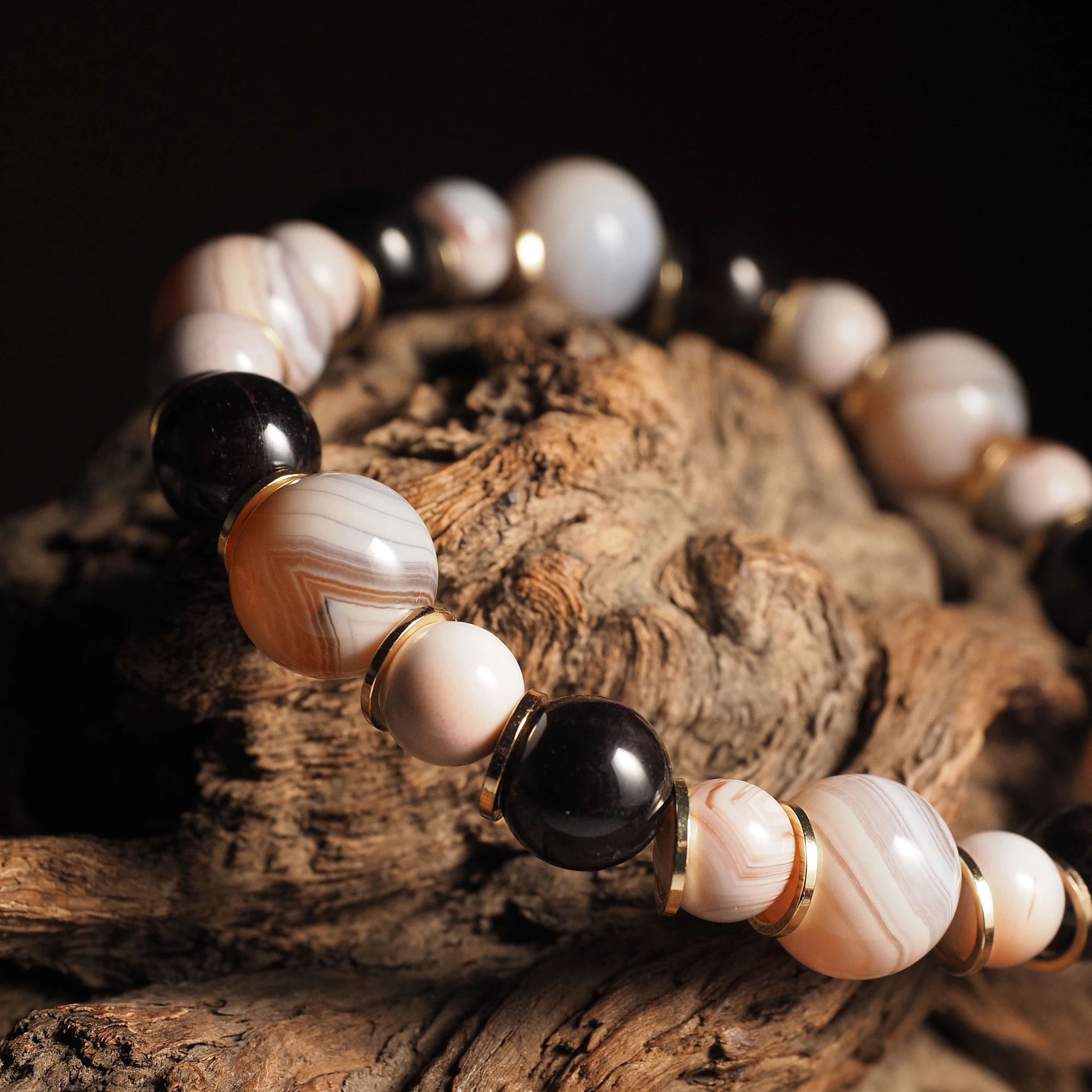 Браслет лаконичный из Агата и Граната