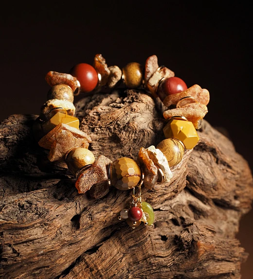 Браслет женский для 19-го числа рождения