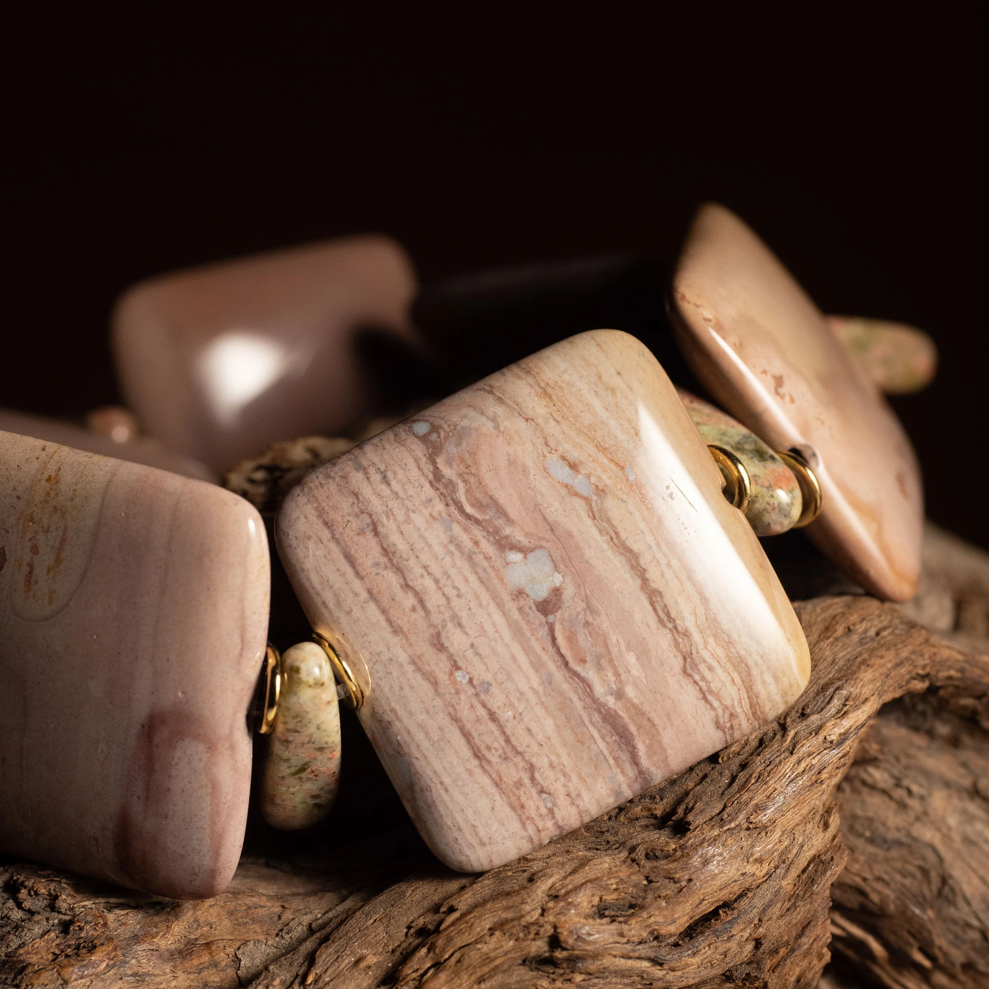 Браслет женский из Яшмы №10