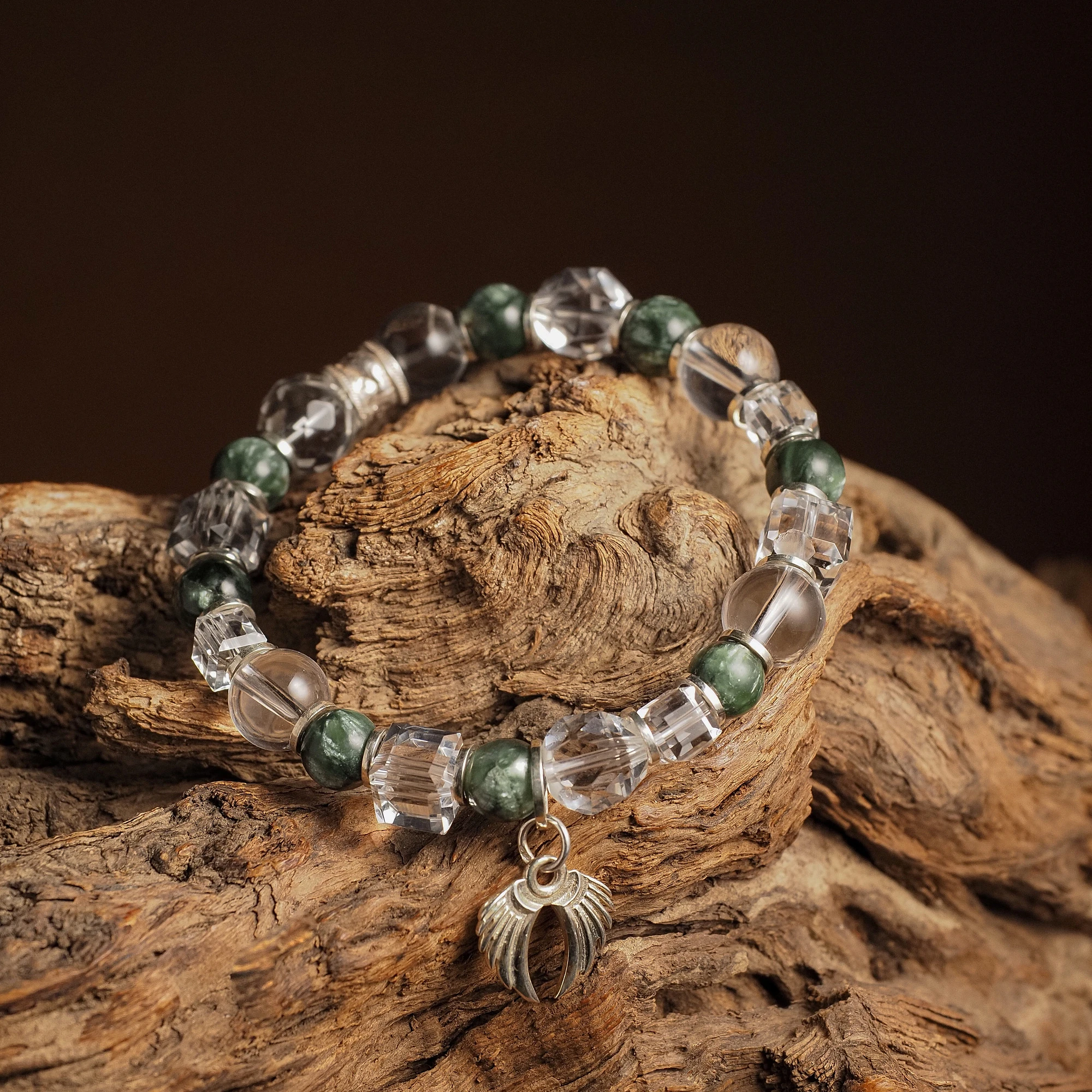 Браслет лаконичный из Горного хрусталя и Серафинита №2