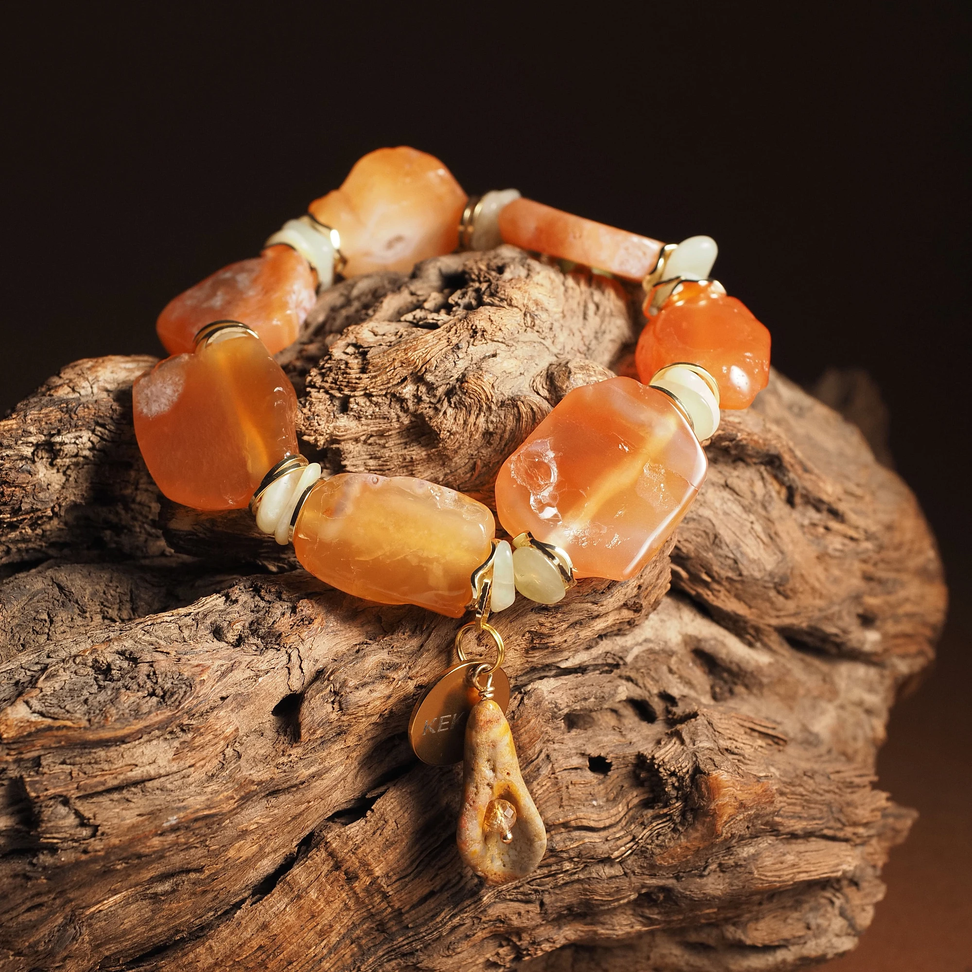 Браслет женский из Берилла и Сердолика